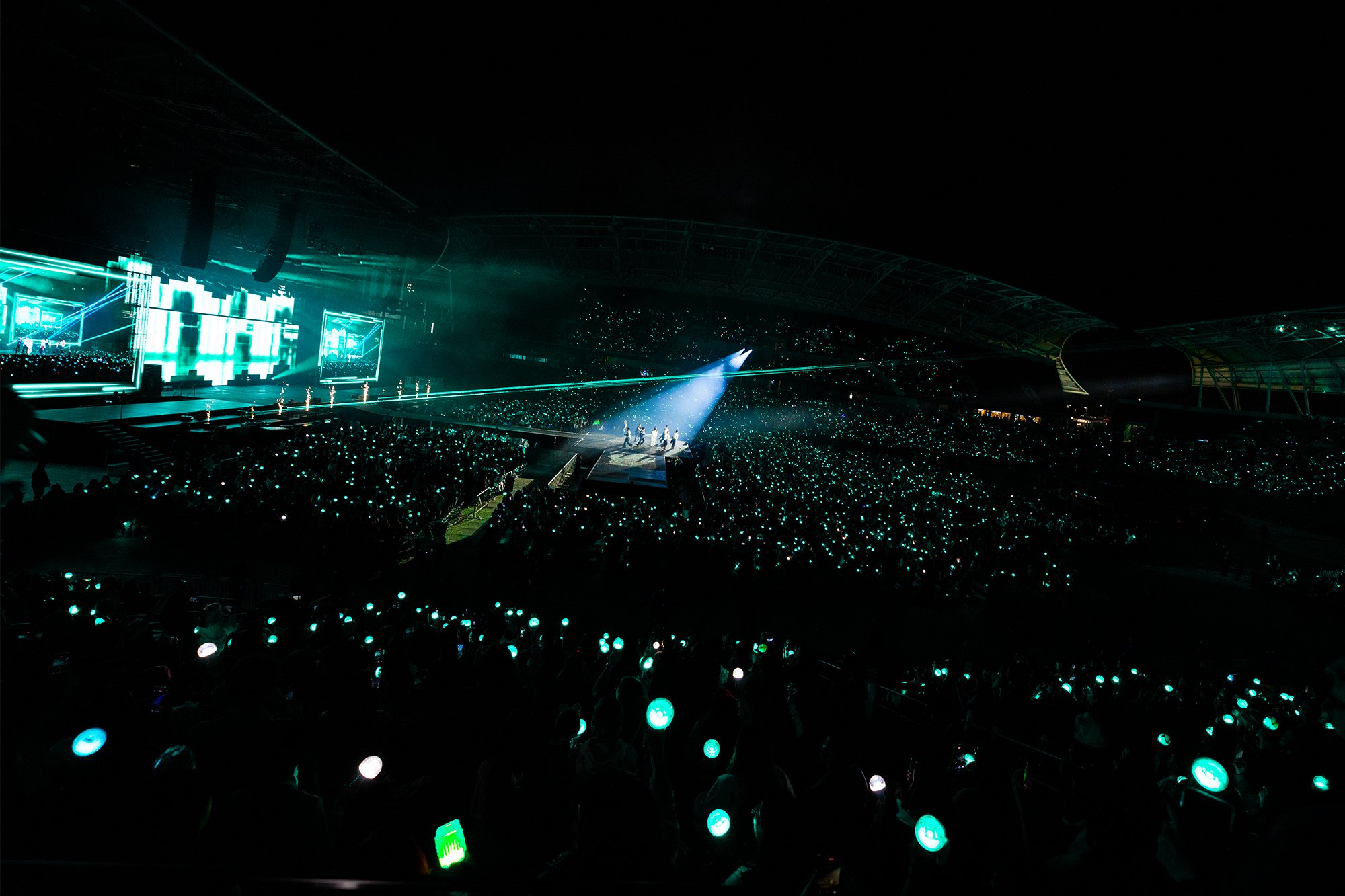 SEVENTEEN TAKE OVER BMO STADIUM WITH POWER AND HEART — A BOOK OF